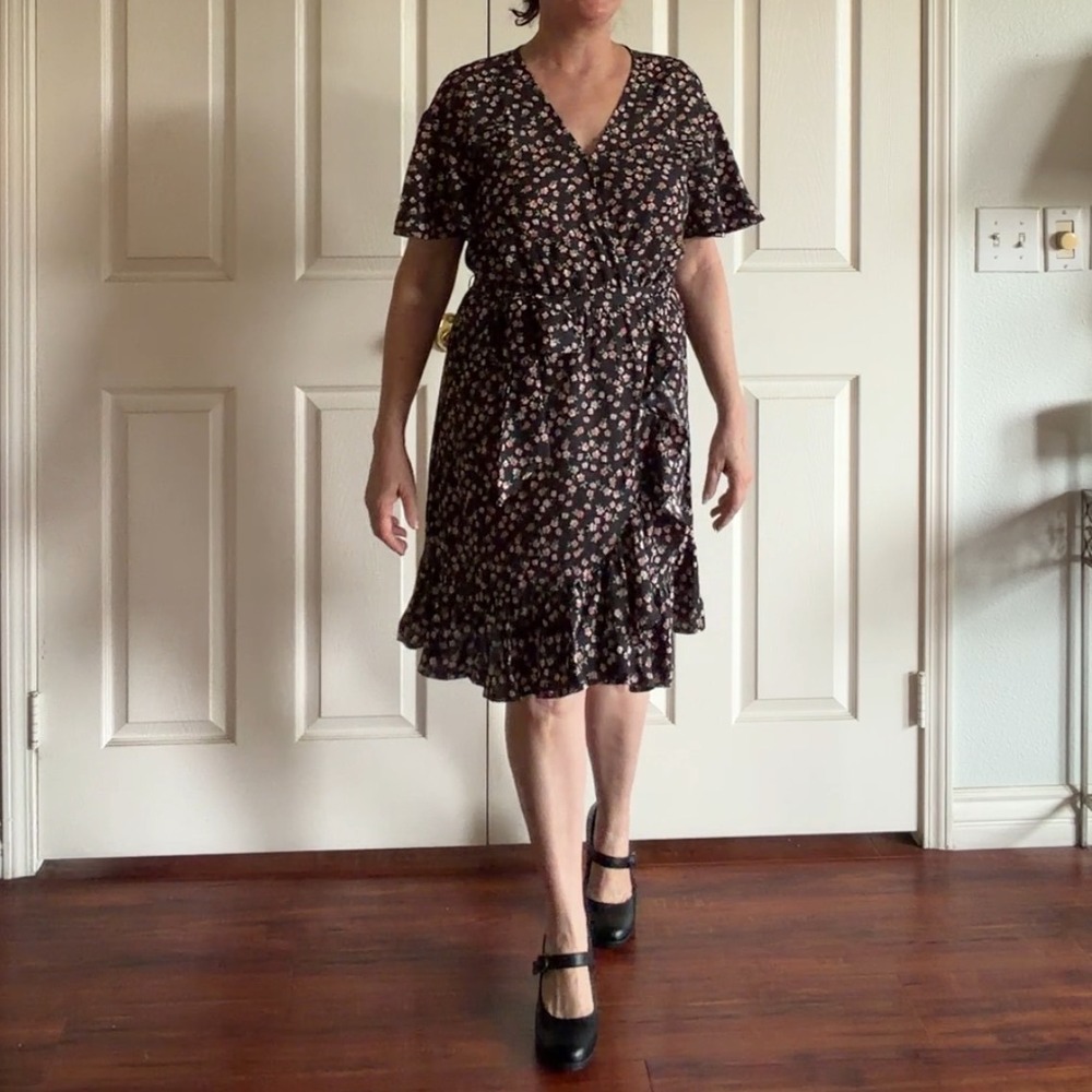 Womens S Black Ditsy Floral Wrap Midi Dress Ruffle Cottagecore LC Lauren Conrad